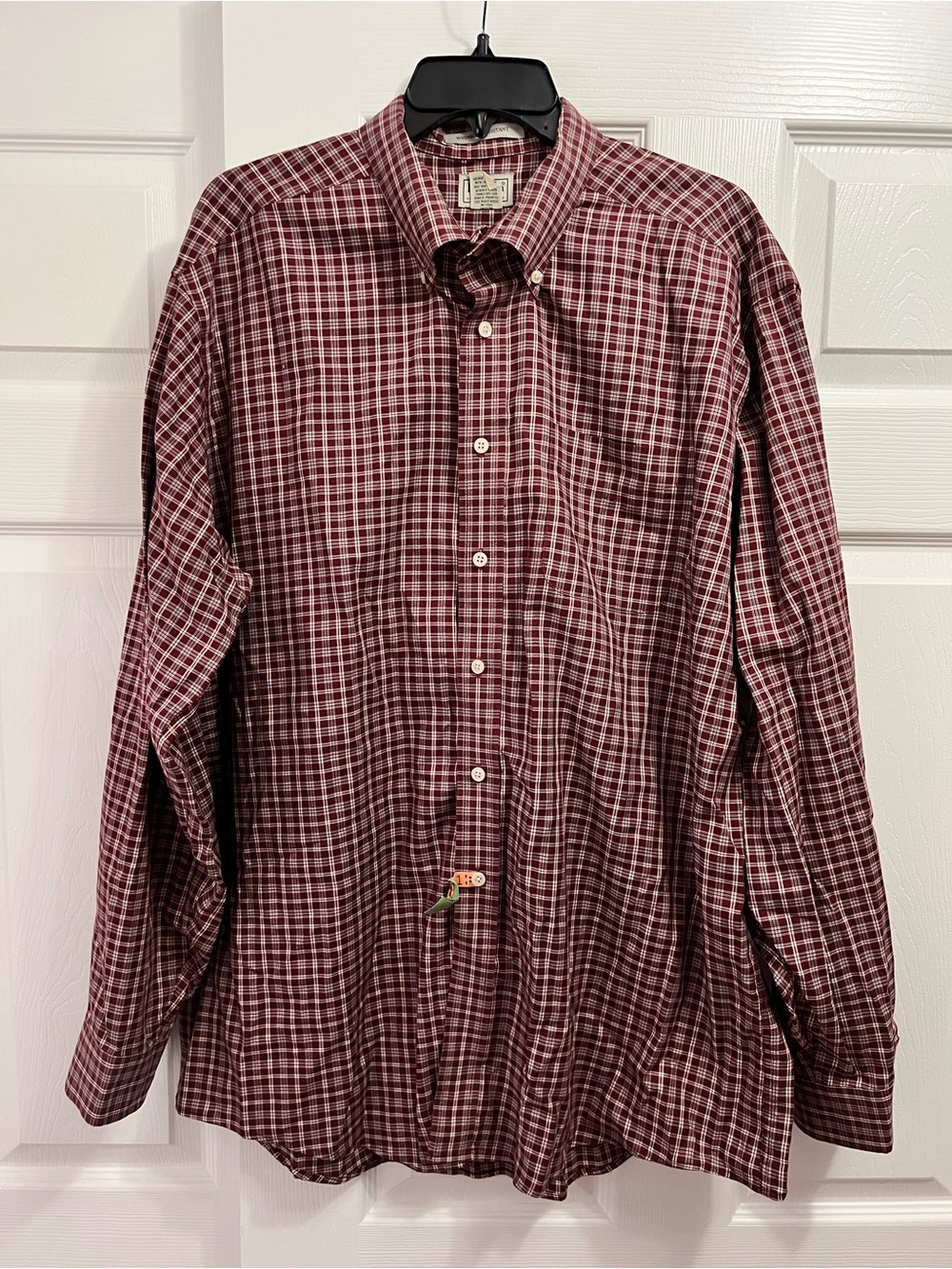 L.L.Bean Wrinkle Resistant Men's Burgundy Plaid Button-Down Shirt